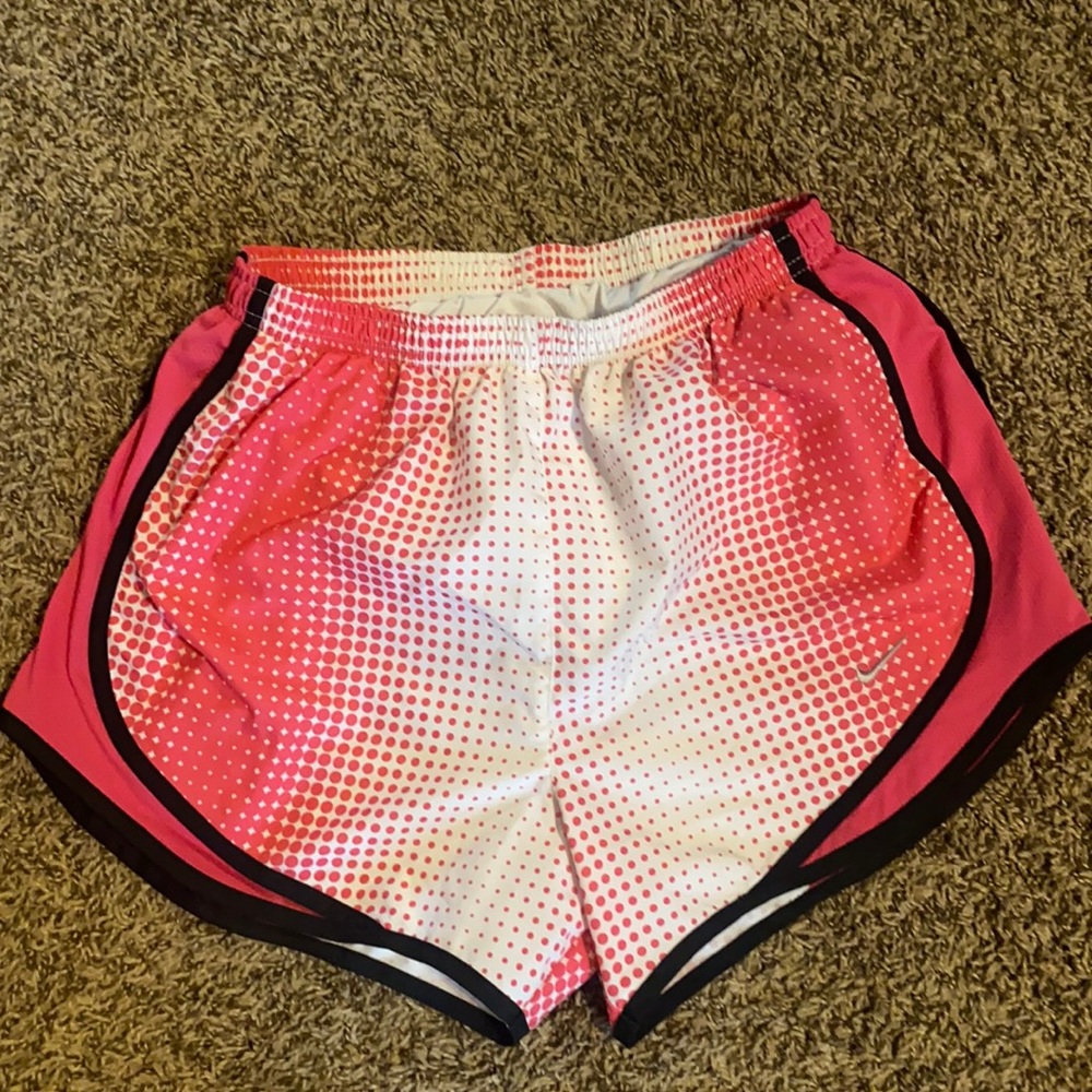 nike shorts small